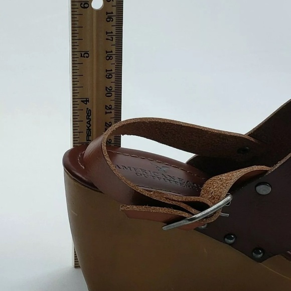 American Eagle  Brown Leather Wedge Sandals Size 6 - Picture 7 of 10
